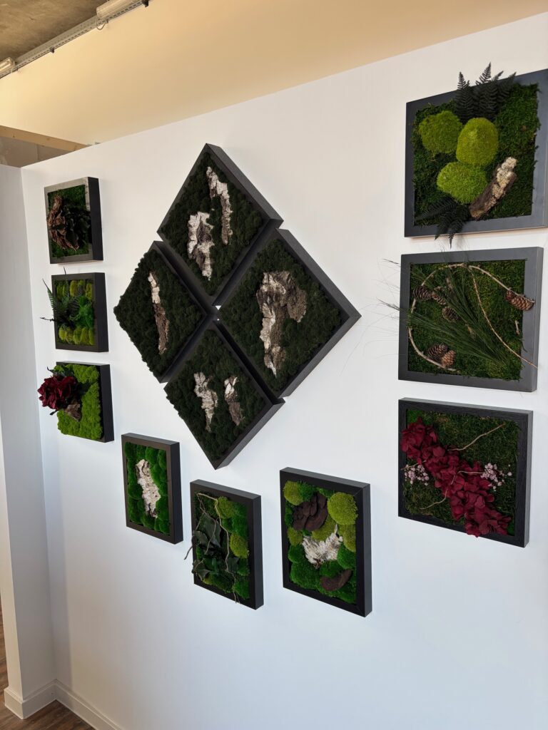 Dieses Bild hat ein leeres Alt-Attribut. Der Dateiname ist Ausstellung-768x1024.jpeg